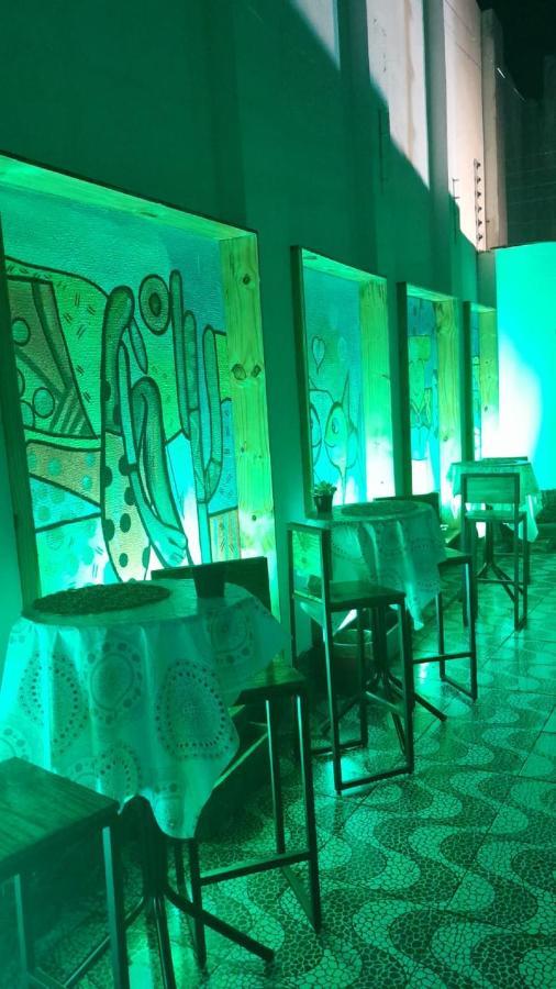 "Le Chat Qui Peche" Hostel A 150 Metros Da Praia De Pajucara Maceió エクステリア 写真